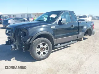 2004 Ford F-150 XLT z VIN 1FTRF04524KD18160, wystawiony jako IAAI lot #41774990 z przebiegiem 215 994 mil mil oraz . Historia ofert i sprzedaży dostępna na DreamBid. Obrazek 2.