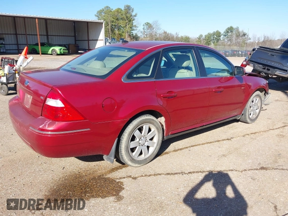 2007 Ford Five Hundred SEL z VIN 1FAHP24117G136626, wystawiony jako IAAI lot #41752547 z przebiegiem 157 924 mil mil oraz . Historia ofert i sprzedaży dostępna na DreamBid. Obrazek 4.