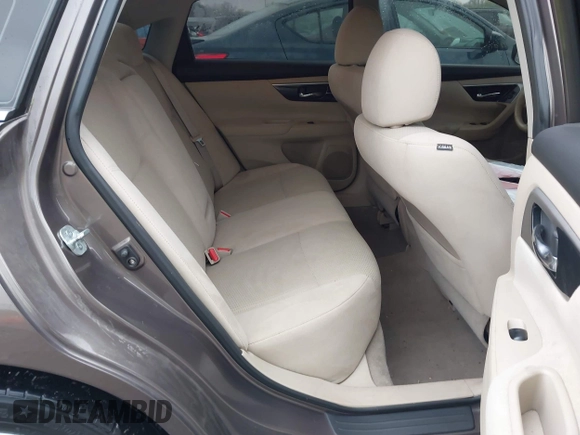 2014 Nissan Altima 2.5 S with VIN 1N4AL3AP9EC188442, listed as a IAAI auction lot 42001673 with 117,255 mi miles. Bid and sale history available at carsss.com. Image 8.