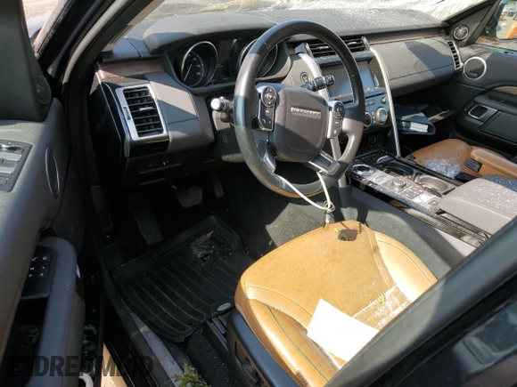 2017 Land Rover Discovery HSE with VIN SALRRBBV1HA039695, listed as a Copart auction lot 67060884 with 88,450 mi miles and Salvage Title. Bid and sale history available at carsss.com. Image 8.