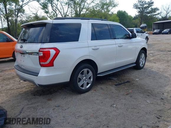 2019 Ford Expedition XLT z VIN 1FMJU1HT1KEA67317, wystawiony jako IAAI lot #42067277 z przebiegiem 88 382 mil mil oraz . Historia ofert i sprzedaży dostępna na DreamBid. Obrazek 4.