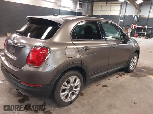 2016 FIAT 500X Easy с VIN ZFBCFXBT0GP338651, выставлен на аукционе IAAI как лот 41930907 с пробегом 84 900 миль миль и . История ставок и продаж доступна на DreamBid. Изображение 4.