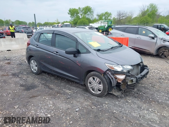 2019 Honda Fit LX z VIN 3HGGK5H40KM707419, wystawiony jako IAAI lot #42354063 z przebiegiem 48 197 mil mil oraz . Historia ofert i sprzedaży dostępna na DreamBid. Obrazek 1.