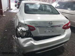 2018 Nissan Altima 2.5 SL with VIN 1N4AL3AP9JC177340, listed as a IAAI auction lot 41800890 with 120,439 mi miles. Bid and sale history available at carsss.com. Image 17.