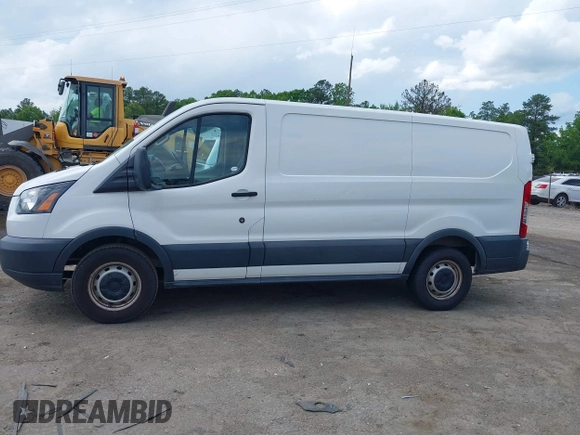 2016 Ford Transit Cargo z VIN 1FTYE1ZM9GKB14741, wystawiony jako IAAI lot #42165906 z przebiegiem 162 976 mil mil oraz . Historia ofert i sprzedaży dostępna na DreamBid. Obrazek 14.