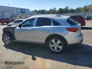 2010 Infiniti FX35 with VIN JN8AS1MU4AM800770, listed as a Copart auction lot 76324424 with 301,279 mi miles and Salvage Title. Bid and sale history available at carsss.com. Image 2.
