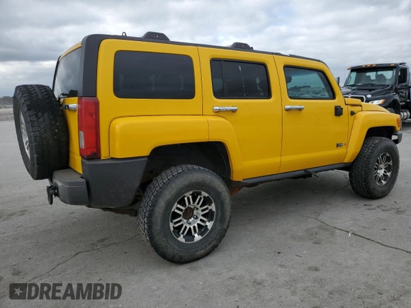 2006 Hummer H3 with VIN 5GTDN136868106899, listed as a Copart auction lot 79800944 with 260,971 mi miles and Salvage Title. Bid and sale history available at carsss.com. Image 3.