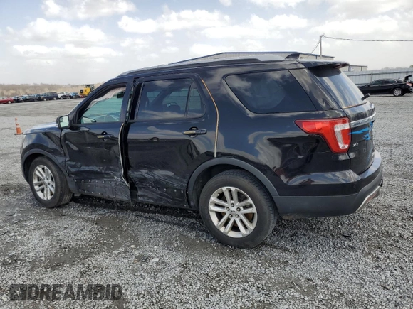 2017 Ford Explorer XLT z VIN 1FM5K7D85HGA35690, wystawiony jako Copart lot #47693985 z przebiegiem 171 884 mil mil oraz Szkoda całkowita • Salvage title. Historia ofert i sprzedaży dostępna na DreamBid. Obrazek 2.
