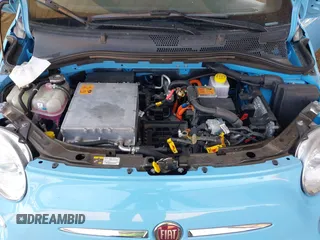 2015 FIAT 500e с VIN 3C3CFFGE6FT503161, выставлен на аукционе IAAI как лот 42583326 с пробегом 21 162 миль миль и . История ставок и продаж доступна на DreamBid. Изображение 10.