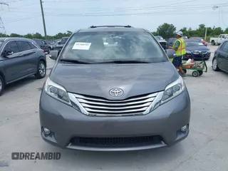 2017 Toyota Sienna XLE z VIN 5TDDZ3DC6HS147381, wystawiony jako IAAI lot #42340349 z przebiegiem 137 246 mil mil oraz . Historia ofert i sprzedaży dostępna na DreamBid. Obrazek 12.