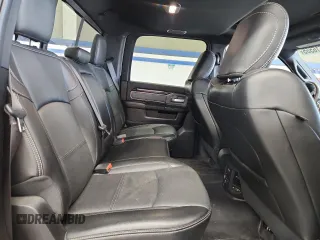 2020 Ram 2500 Power Wagon z VIN 3C6TR5EJ5LG126296, wystawiony jako Copart lot #57616555 z przebiegiem 67 960 mil mil oraz Szkoda całkowita • Salvage title. Historia ofert i sprzedaży dostępna na DreamBid. Obrazek 10.
