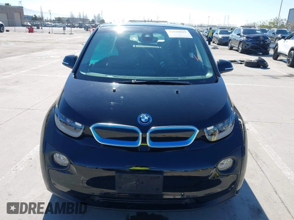 2017 BMW i3 z VIN WBY1Z8C54HV889592, wystawiony jako IAAI lot #41820029 z przebiegiem 50 530 mil mil oraz . Historia ofert i sprzedaży dostępna na DreamBid. Obrazek 12.