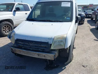 2010 Ford Transit Connect XL z VIN NM0LS7AN8AT020763, wystawiony jako IAAI lot #41840862 z przebiegiem 163 796 mil mil oraz . Historia ofert i sprzedaży dostępna na DreamBid. Obrazek 12.