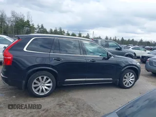 2016 Volvo XC90 T6 Inscription with VIN YV4A22PL2G1001341, listed as a IAAI auction lot 41889096 with 88,354 mi miles. Bid and sale history available at carsss.com. Image 14.