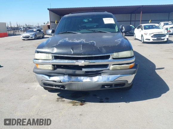 2003 Chevrolet Suburban LT z VIN 3GNFK16T43G175581, wystawiony jako IAAI lot #41584032 z przebiegiem Nie podano mil oraz . Historia ofert i sprzedaży dostępna na DreamBid. Obrazek 6.