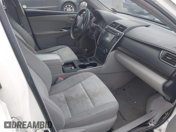 2015 Toyota Camry XLE with VIN 4T4BF1FK0FR479688, listed as a IAAI auction lot 41717801 with 131,365 mi miles. Bid and sale history available at carsss.com. Image 5.
