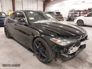 2017 Alfa Romeo Giulia Ti with VIN ZARFAECN7H7554902, listed as a IAAI auction lot 41599442 with 84,045 mi miles. Bid and sale history available at carsss.com. Image 1.