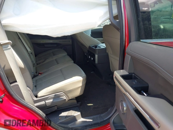 2020 Ford Expedition XLT with VIN 1FMJU1HTXLEA74798, listed as a IAAI auction lot 42181221 with 72,419 mi miles and . Bid and sale history available at DreamBid. Image 8.