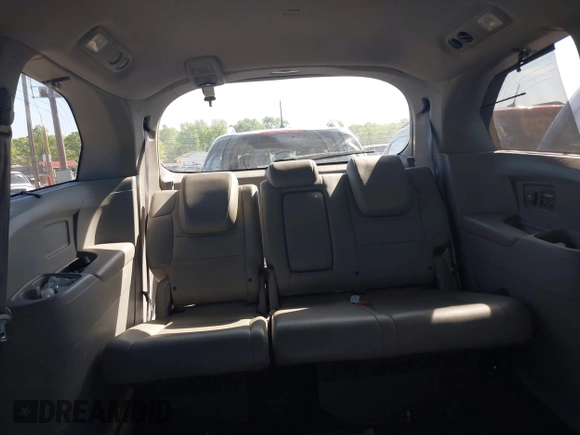 2012 Honda Odyssey Touring with VIN 5FNRL5H95CB101605, listed as a IAAI auction lot 42025163 with 286,421 mi miles. Bid and sale history available at carsss.com. Image 8.