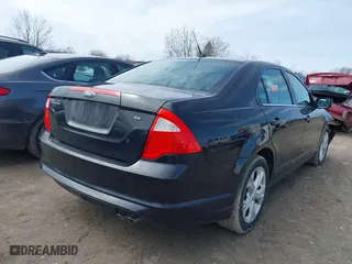 2012 Ford Fusion SE with VIN 3FAHP0HAXCR375304, listed as a IAAI auction lot 41923537 with 253,118 mi miles. Bid and sale history available at carsss.com. Image 4.