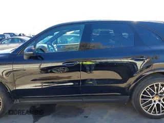 2022 Porsche Cayenne Turbo S E-Hybrid with VIN WP1AA2AY5NDA07039, listed as a IAAI auction lot 41345349 with 9,738 mi miles and . Bid and sale history available at DreamBid. Image 15.