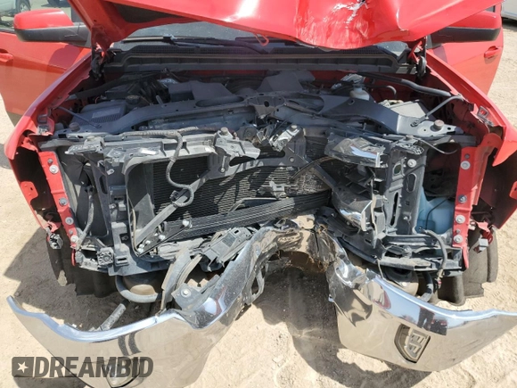2016 Chevrolet Silverado 1500 LT with VIN 1GCRCREC0GZ197425, listed as a Copart auction lot 65031304 with 122,605 mi miles and Salvage Title. Bid and sale history available at DreamBid. Image 13.