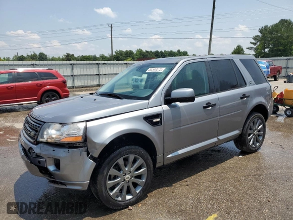 2013 Land Rover LR2 z VIN SALFR2BG2DH364538, wystawiony jako Copart lot #58549675 z przebiegiem 148 858 mil mil oraz Szkoda całkowita • Salvage title. Historia ofert i sprzedaży dostępna na DreamBid. Obrazek 1.