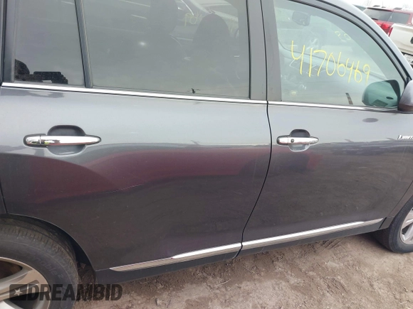 2011 Toyota Highlander Limited with VIN 5TDDK3EH8BS078912, listed as a IAAI auction lot 41706469 with 242,651 mi miles and . Bid and sale history available at DreamBid. Image 13.
