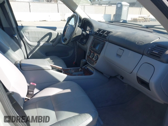 2002 Mercedes-Benz M 320/430/500 with VIN 4JGAB75EX2A358923, listed as a IAAI auction lot 41458903 with 134,623 mi miles and . Bid and sale history available at DreamBid. Image 5.