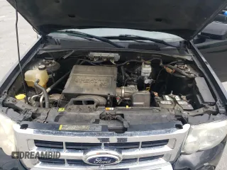 2010 Ford Escape Limited с VIN 1FMCU9EG9AKC45750, выставлен на аукционе Copart как лот 53229405 с пробегом 175 285 миль миль и Списание • Salvage title. История ставок и продаж доступна на DreamBid. Изображение 12.