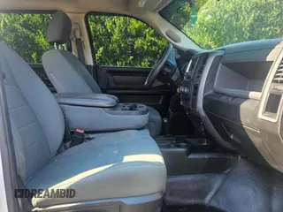 2018 Ram 2500 Tradesman with VIN 3C6UR5HJ7JG390147, listed as a Copart auction lot 65432385 with 79,265 mi miles and Clean title. Bid and sale history available at DreamBid. Image 5.
