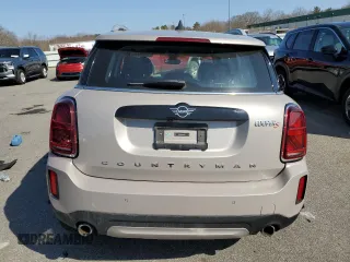 2024 MINI Countryman Cooper S with VIN WMZ83BR07R3S04122, listed as a Copart auction lot 49089105 with 31,460 mi miles and Clean Title. Bid and sale history available at carsss.com. Image 6.