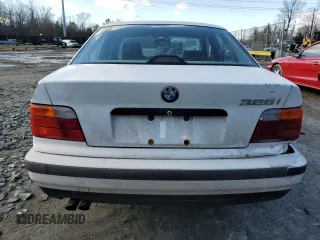 1995 BMW 3 Series 325i with VIN WBACB4328SFM07976, listed as a Copart auction lot 44544775 with 221,191 mi miles and Salvage Title. Bid and sale history available at carsss.com. Image 6.