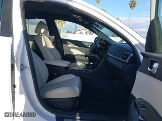 2016 Kia Optima SXL Turbo with VIN 5XXGV4L20GG023095, listed as a IAAI auction lot 41580598 with 155,002 mi miles. Bid and sale history available at carsss.com. Image 5.
