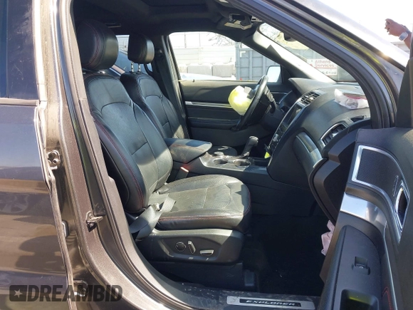 2017 Ford Explorer Sport with VIN 1FM5K8GT8HGD55687, listed as a IAAI auction lot 41692342 with Not provided miles and . Bid and sale history available at DreamBid. Image 5.