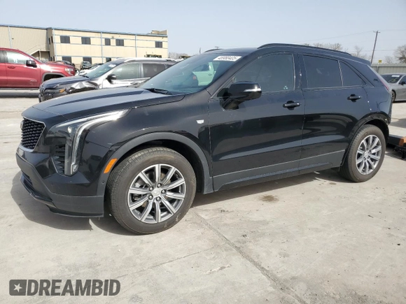 2020 Cadillac XT4 FWD Sport z VIN 1GYFZER49LF079277, wystawiony jako Copart lot #46980405 z przebiegiem 64 140 mil mil oraz Szkoda całkowita • Salvage title. Historia ofert i sprzedaży dostępna na DreamBid. Obrazek 1.