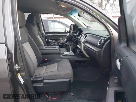 2016 Toyota Tundra SR5 z VIN 5TFEW5F16GX200433, wystawiony jako IAAI lot #41734078 z przebiegiem 183 233 mil mil oraz . Historia ofert i sprzedaży dostępna na DreamBid. Obrazek 5.