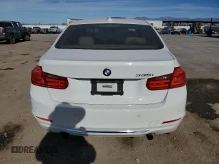 2012 BMW 3 Series 335i z VIN WBA3A9G59CNN67795, wystawiony jako Copart lot #84110454 z przebiegiem 160 986 mil mil oraz Szkoda całkowita • Salvage title. Historia ofert i sprzedaży dostępna na DreamBid. Obrazek 6.