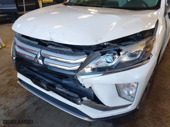 2019 Mitsubishi Eclipse Cross SE with VIN JA4AT5AA4KZ004822, listed as a IAAI auction lot 41736354 with 97,219 mi miles. Bid and sale history available at carsss.com. Image 6.
