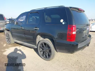 2007 Chevrolet Tahoe LS with VIN 1GNFC13CX7R406202, listed as a IAAI auction lot 41951878 with 181,571 mi miles and . Bid and sale history available at DreamBid. Image 3.