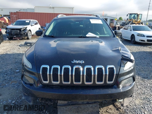 2016 Jeep Cherokee Latitude with VIN 1C4PJLCS7GW206935, listed as a IAAI auction lot 42430585 with 201,629 mi miles and . Bid and sale history available at DreamBid. Image 13.