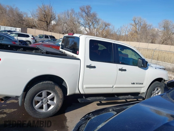 2013 Nissan Titan S with VIN 1N6AA0EC0DN306674, listed as a IAAI auction lot 41840347 with 139,551 mi miles. Bid and sale history available at carsss.com. Image 14.