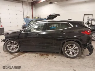 2020 BMW X2 xDrive28i with VIN WBXYJ1C00L5R79711, listed as a IAAI auction lot 41051383 with 1 mi miles. Bid and sale history available at carsss.com. Image 13.