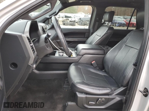 2018 Ford Expedition XLT with VIN 1FMJU1HT7JEA28505, listed as a Copart auction lot 85913484 with 115,392 mi miles and Clean Title. Bid and sale history available at carsss.com. Image 7.