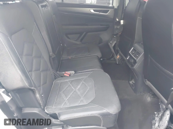 2024 Volkswagen Atlas SE z VIN 1V2JE2CA9RC238428, wystawiony jako IAAI lot #41340830 z przebiegiem 6 992 mil mil oraz . Historia ofert i sprzedaży dostępna na DreamBid. Obrazek 8.