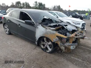 2013 Acura ILX Tech Pkg with VIN 19VDE1F79DE001442, listed as a IAAI auction lot 41781971 with 1 mi miles. Bid and sale history available at carsss.com. Image 1.