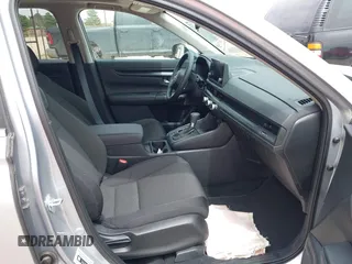 2025 Honda CR-V EX with VIN 2HKRS4H46SH453187, listed as a IAAI auction lot 42210261 with 3,399 mi miles and . Bid and sale history available at DreamBid. Image 5.