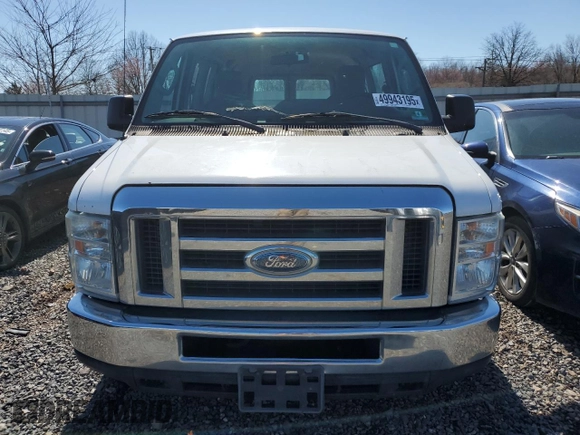 2013 Ford Econoline Passenger XL with VIN 1FBSS3BL0DDA55949, listed as a Copart auction lot 49943195 with 178,093 mi miles and Clean title. Bid and sale history available at DreamBid. Image 5.