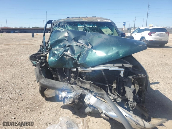 2002 Chevrolet Tahoe LT with VIN 1GNEC13Z42R154763, listed as a Copart auction lot 48247125 with 318,670 mi miles and Salvage Title. Bid and sale history available at carsss.com. Image 5.