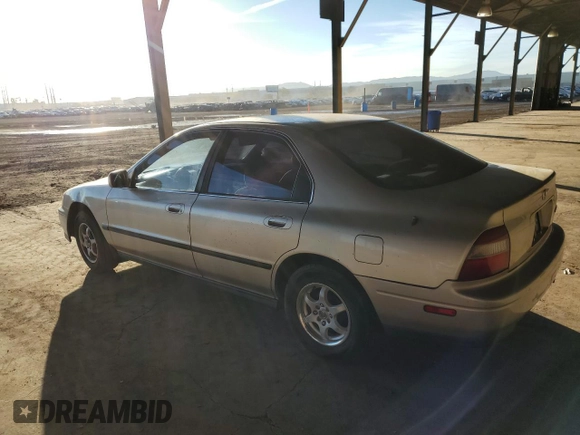 1995 Honda Accord LX with VIN JHMCD5638SC054503, listed as a Copart auction lot 43635955 with 123,683 mi miles and Salvage Title. Bid and sale history available at carsss.com. Image 2.